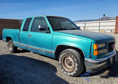 1994 GMC Sierra C1500 z USA, uszkodzony, nr VIN 1GTEC19H6RE552047